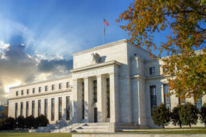 Federal Reserve study suggests two wealth building insights